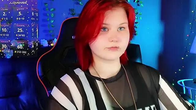 fillisfox  online show from 09-20-25, 03:24