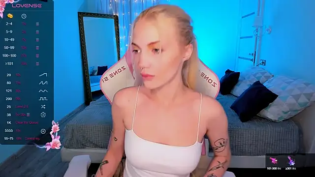 Snapshot of AnyaTaylor_ chatting on 09-20-25, 02:23 AnyaTaylor online show from 09-20-25, 02:23