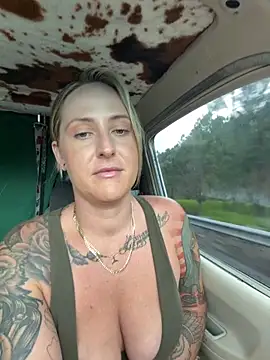 Snapshot of OdetteDelane chatting on 11-27-25, 06:48 OdetteDelane online show from 11-27-25, 06:48