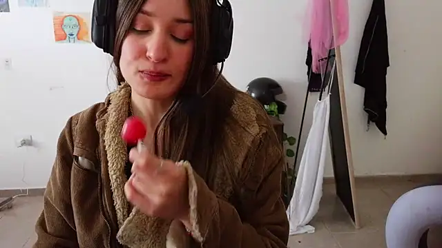 kendrafarq online show from 05-15-26, 04:25