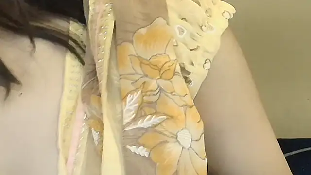 SWEET-18-TEEN online show from 04-15-26, 11:05