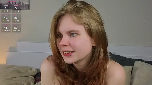 Snapshot of JulietteRain chatting on 05-16-26, 07:01 JulietteRain online show from 05-16-26, 07:01