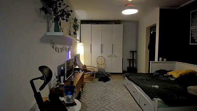 Snapshot of Bear_Beer130 chatting on 11-14-25, 01:26 Bear Beer130 online show from 11-14-25, 01:26