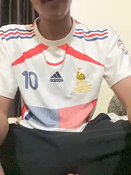 Snapshot of hamstar09 chatting on 11-21-25, 05:22 hamstar09 online show from 11-21-25, 05:22