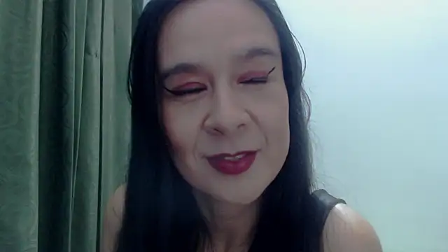 Snapshot of Aileendarkhot chatting on 09-10-25, 04:01 Aileendarkhot online show from 09-10-25, 04:01