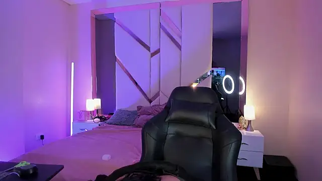 EmmaStonns online show from 02-16-26, 01:07