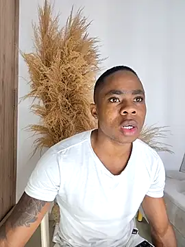 liambolt online show from 10-21-25, 03:07