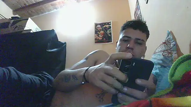 Snapshot of Juuaanp3 chatting on 10-19-25, 11:55 Juuaanp3 online show from 10-19-25, 11:55