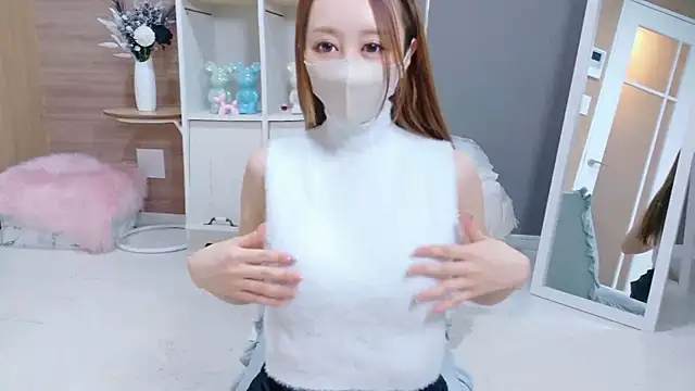 Xoxo  RUKA  xoxO online show from 09-24-25, 12:41