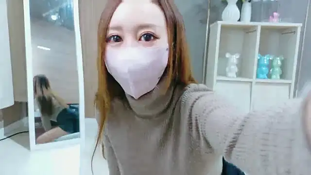 Xoxo  RUKA  xoxO online show from 10-15-25, 05:18