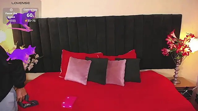 jhos padill online show from 10-13-25, 01:44