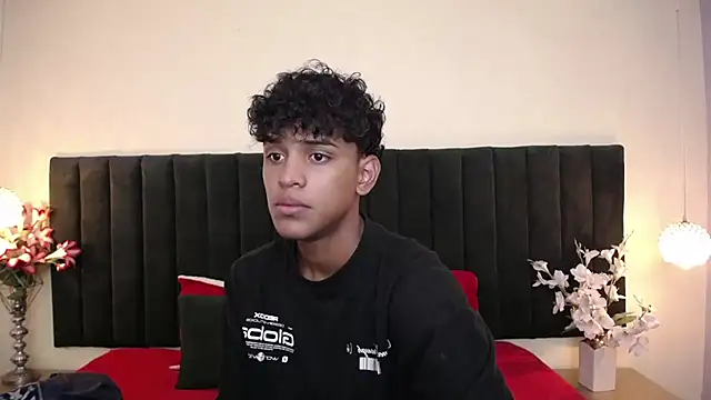 jhos padill online show from 03-25-26, 01:50