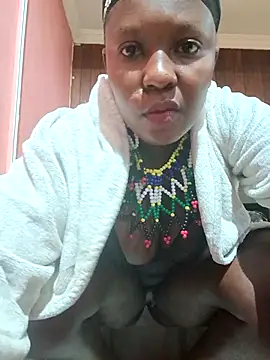 Snapshot of DarkQueen_94 chatting on 10-02-25, 10:06 DarkQueen 94 online show from 10-02-25, 10:06