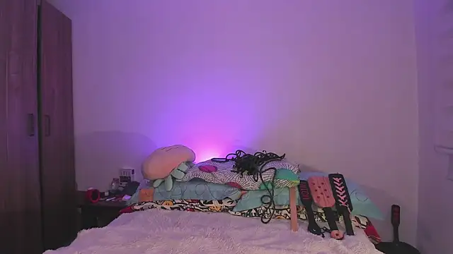 Snapshot of K2xxKrawl chatting on 09-08-25, 10:31 K2xxKrawl online show from 09-08-25, 10:31