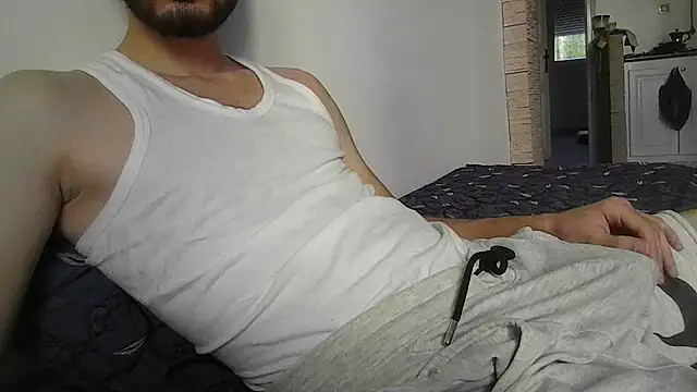 Snapshot of RaoufDz17cm chatting on 10-04-25, 03:21 RaoufDz17cm online show from 10-04-25, 03:21