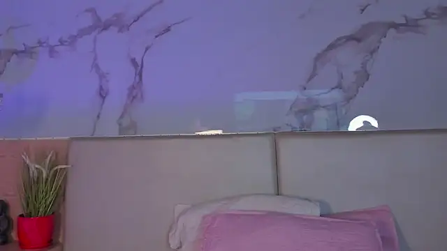 Snapshot of Celeste-Evanns chatting on 09-10-25, 07:47 Celeste-Evanns online show from 09-10-25, 07:47