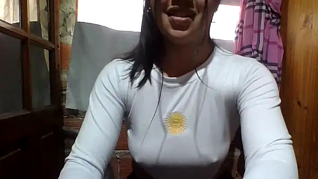 Snapshot of nosdivertimosjuntos chatting on 07-17-26, 01:18 nosdivertimosjuntos online show from 07-17-26, 01:18