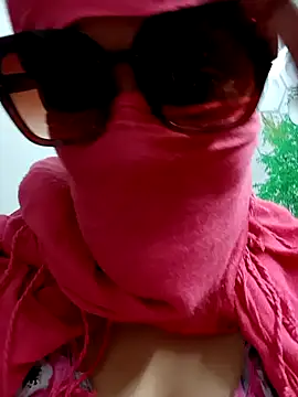 Snapshot of roshni19 chatting on 10-03-25, 09:12 roshni19 online show from 10-03-25, 09:12