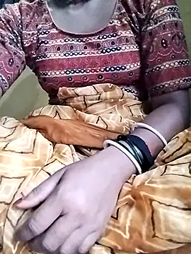 Snapshot of Gopika_Dudi chatting on 09-23-25, 12:35 Gopika Dudi online show from 09-23-25, 12:35