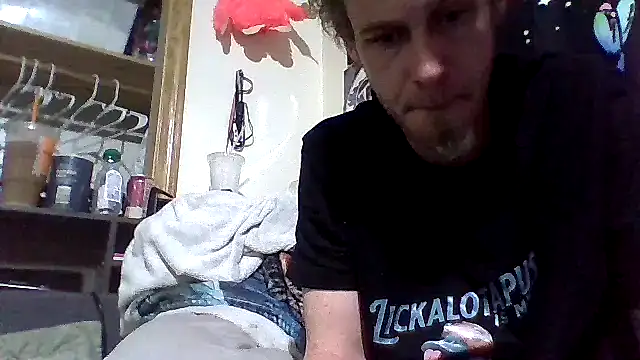 Snapshot of Jc21489 chatting on 03-03-26, 03:18 Jc21489 online show from 03-03-26, 03:18