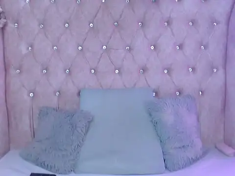 Snapshot of Jessica_Carter_01 chatting on 02-07-26, 12:03 Jessica Carter 01 online show from 02-07-26, 12:03