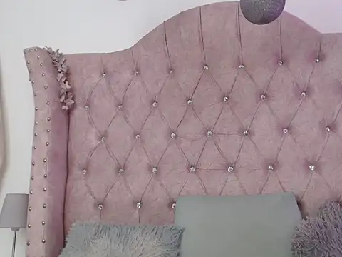 Snapshot of Jessica_Carter_01 chatting on 02-15-26, 05:09 Jessica Carter 01 online show from 02-15-26, 05:09