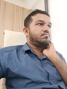 VJ17 online show from 10-17-25, 07:44