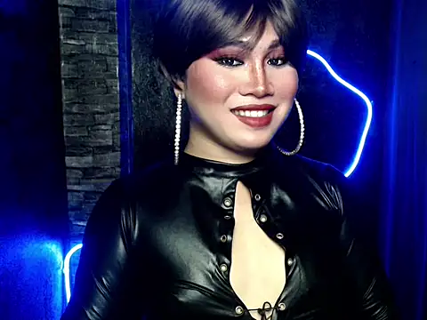 Snapshot of pretty_lassy chatting on 09-19-25, 09:54 pretty lassy online show from 09-19-25, 09:54