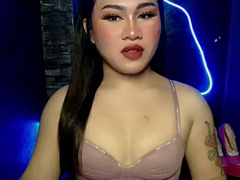 Snapshot of pretty_lassy chatting on 10-14-25, 04:08 pretty lassy online show from 10-14-25, 04:08