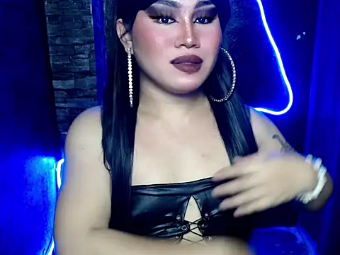 Snapshot of pretty_lassy chatting on 10-19-25, 08:04 pretty lassy online show from 10-19-25, 08:04