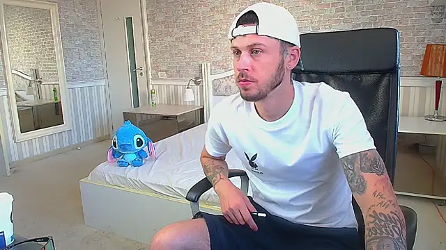JonahShaw online show from 07-14-26, 04:17