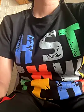 Snapshot of Sexyladzy chatting on 11-11-25, 03:39 Sexyladzy online show from 11-11-25, 03:39