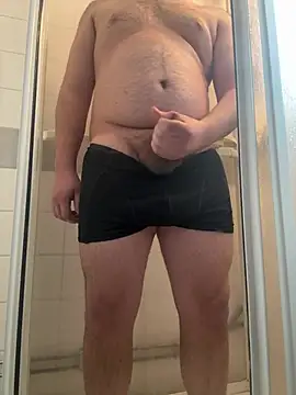 LicitInvader online show from 02-12-26, 07:58