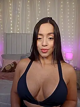 Snapshot of AriadnaTaylor chatting on 05-08-26, 06:35 AriadnaTaylor online show from 05-08-26, 06:35
