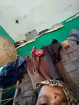 Sexi savita online show from 09-27-25, 03:00