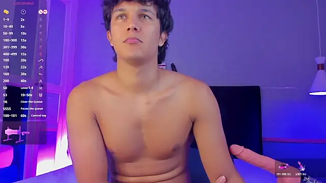 Leo Savage  online show from 11-24-25, 03:39