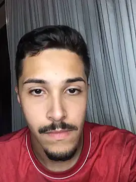 henriquexz244 online show from 12-22-25, 05:32