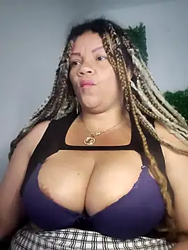 Eva Luxei online show from 02-25-26, 06:56