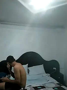 Snapshot of delesteli chatting on 11-28-25, 02:53 delesteli online show from 11-28-25, 02:53