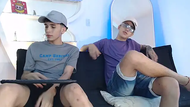 THREE GUYS HOT online show from 09-14-25, 07:35