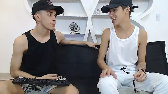 THREE GUYS HOT online show from 11-25-25, 07:25