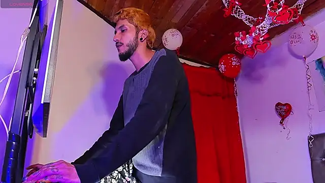 Snapshot of dex_55 chatting on 09-15-25, 01:27 dex 55 online show from 09-15-25, 01:27