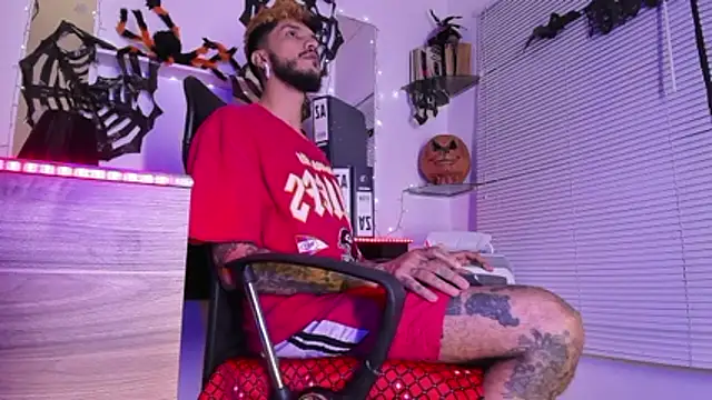 Snapshot of dex_55 chatting on 10-24-25, 01:13 dex 55 online show from 10-24-25, 01:13