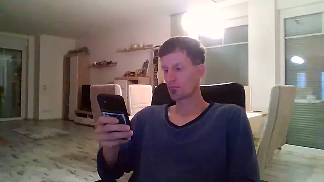 Snapshot of Trockenbau chatting on 11-15-25, 08:22 Trockenbau online show from 11-15-25, 08:22