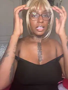 MistiSavannah online show from 11-02-25, 01:52