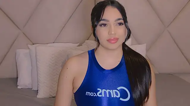 CharlotteeBrownn online show from 03-19-26, 06:06