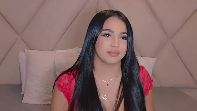 Snapshot of CharlotteeBrownn chatting on 04-24-26, 01:30 CharlotteeBrownn online show from 04-24-26, 01:30