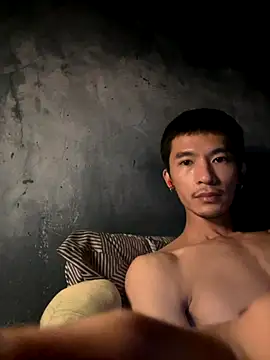 Snapshot of icefun1109 chatting on 11-24-25, 06:29 icefun1109 online show from 11-24-25, 06:29