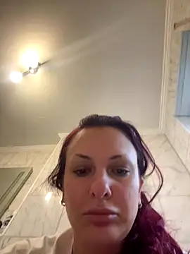 OliviaaFischer online show from 12-19-25, 02:35