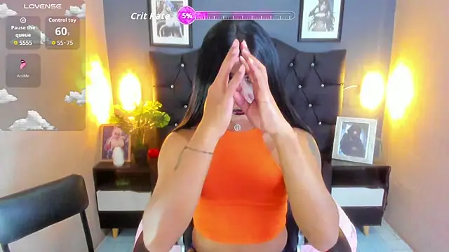 Snapshot of Lucia-Horny24 chatting on 09-10-25, 07:25 Lucia-Horny24 online show from 09-10-25, 07:25